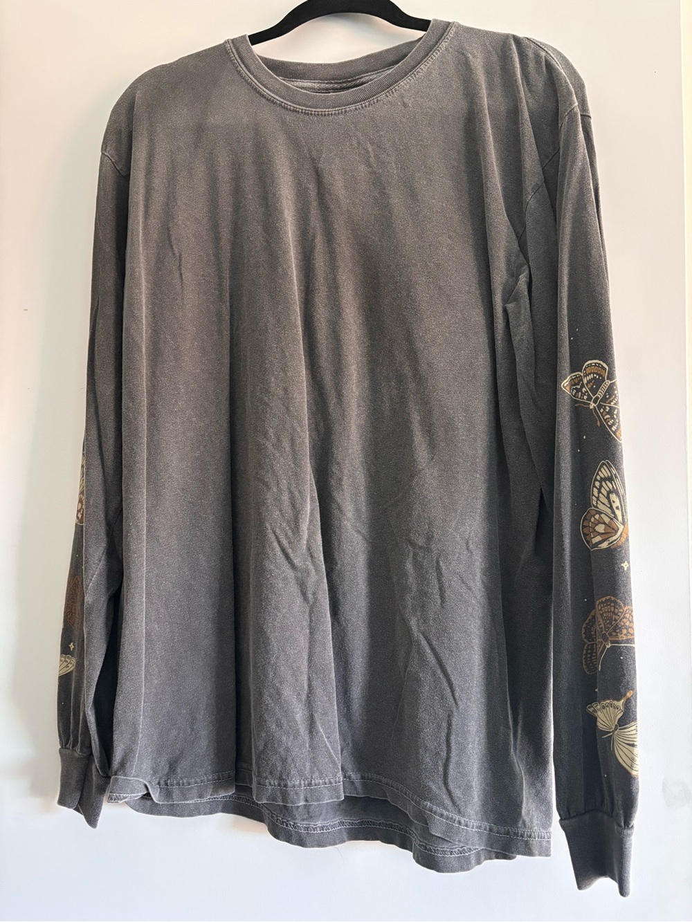 Long Sleeve Gray Graphic Shirt with Moth Sleeve Print